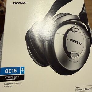 Bose QC15 Over-Ear Headphones - Black and Silver